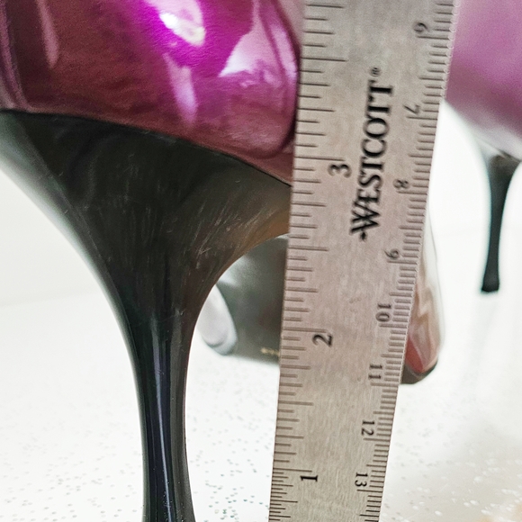 Elegant Maroon Women's Heels - Picture 5 of 5